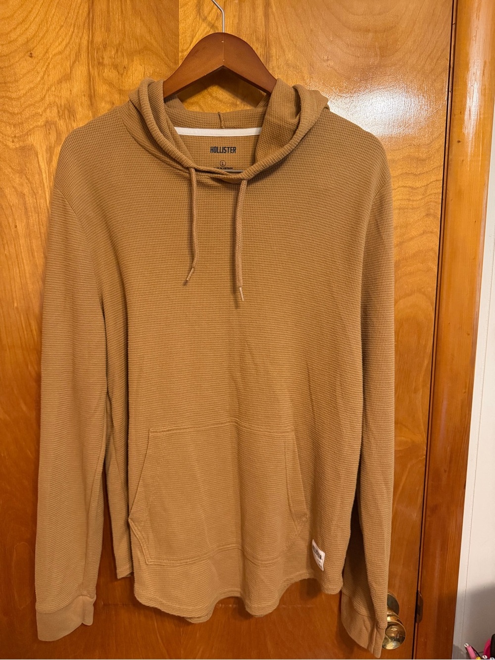 Hollister Men's Camel Waffle Knit Hoodie Sweatshirt